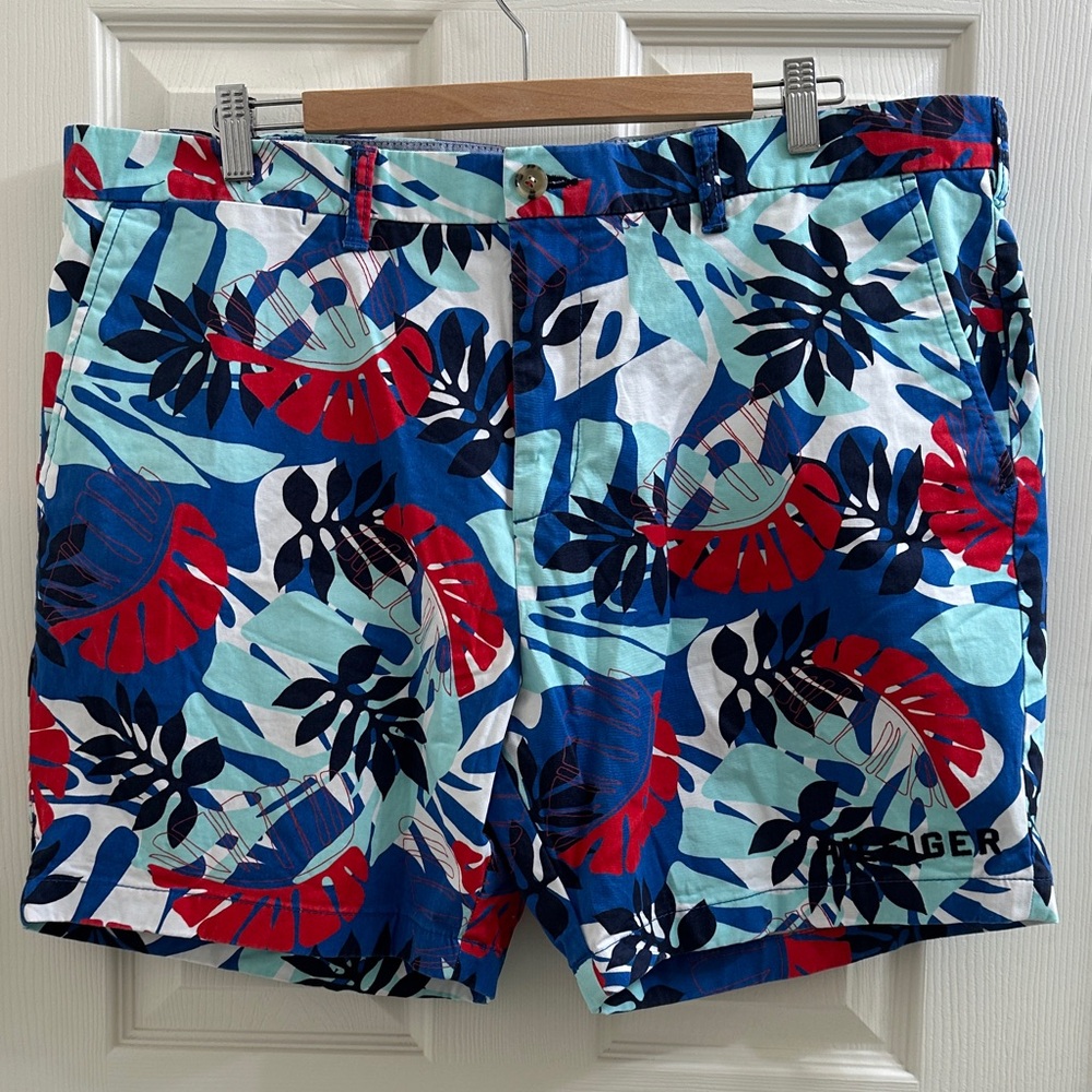 Tommy Hilfiger Multicolor Floral Men's Shorts